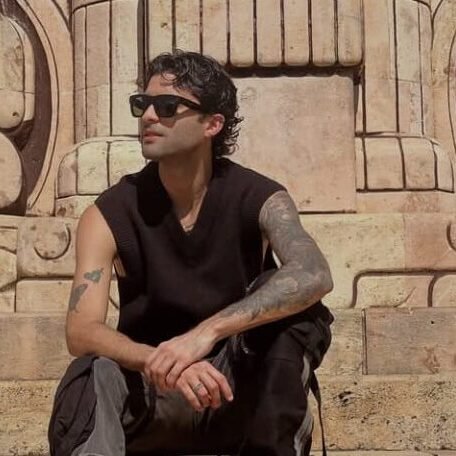 Erick Brian vuelve a México para promocionar su nuevo sencillo “Besitos con sal”